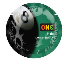 Презерватив ONE Color Sensations ONE is the corner pocket, 1 шт, чорний, гладенький, зі змазкою