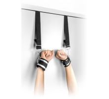 Фіксатор для рук на дверях Fetish Tentation Door swing handcuffs