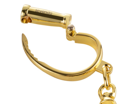 Наручники LOCKINK Love-slave Handcuffs, золотисті, металеві, у формі стремен