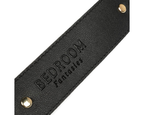 Набір для BDSM Bedroom Fantasies: Bondage Suitcase 13 Pcs - Cow Leather