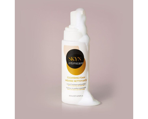 Піна для інтимного догляду SKYN Intimicare Cleansing Foam 200 мл, глибоке зволоження