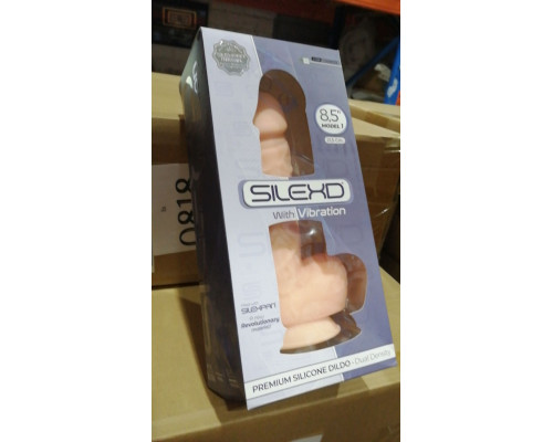 Фалоімітатор з вібрацією SilexD Norman Vibro Flesh (MODEL 1 size 8,5in) (м'ята упаковка!!!)