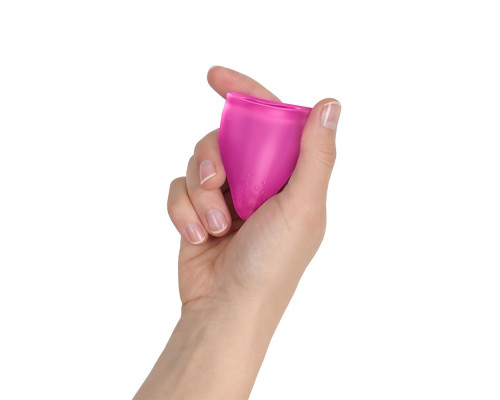 Менструальна чаша Fun Factory FUN CUP SIZE A Magenta, багаторазова, діаметр 4 см, об’єм 20 мл