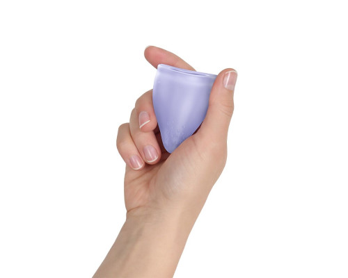 Менструальна чаша Fun Factory FUN CUP SIZE A Purple, багаторазова, діаметр 4 см, об’єм 20 мл