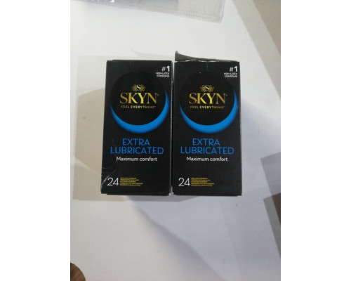 Безлатексні преміум-презервативи SKYN Extra Lubricated 24 шт (м'яте паковання!!!)