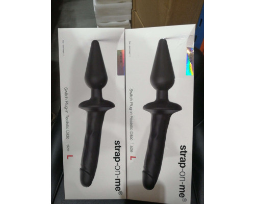 Анальная пробка с дилдо Strap-On-Me SWITCH PLUG-IN REALISTIC DILDO BLACK - L (мятая упаковка)