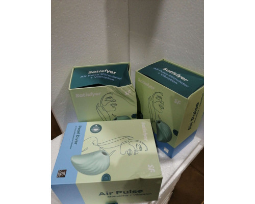Вакуумний кліторальний стимулятор із вібрацією Satisfyer Pearl Diver Mint (м'ята упаковка)